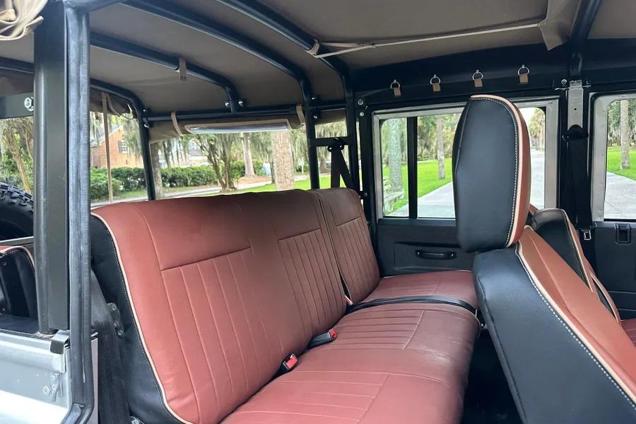 2000 Land Rover Defender 110