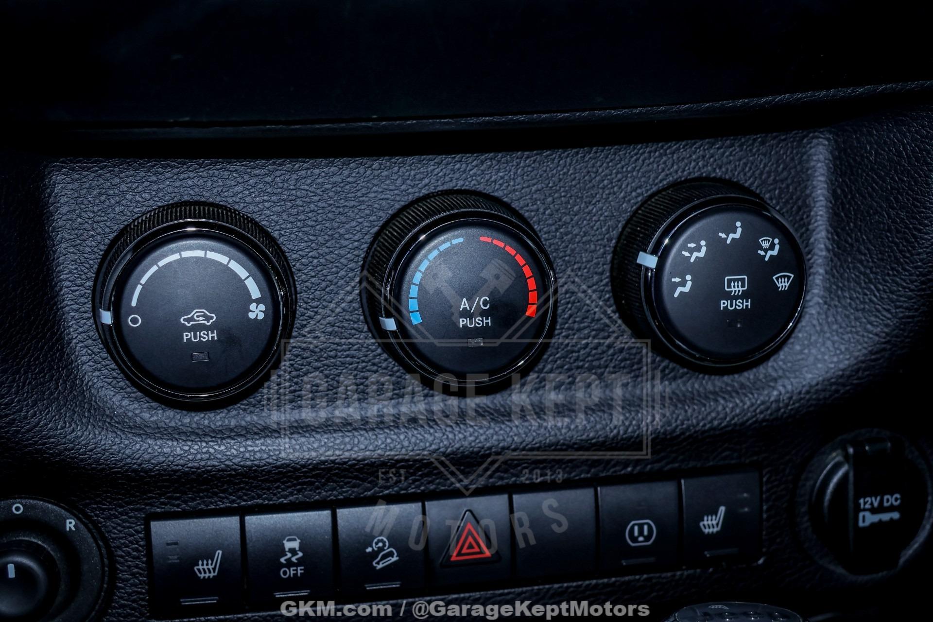 2015 Jeep Wrangler Unlimited Altitude