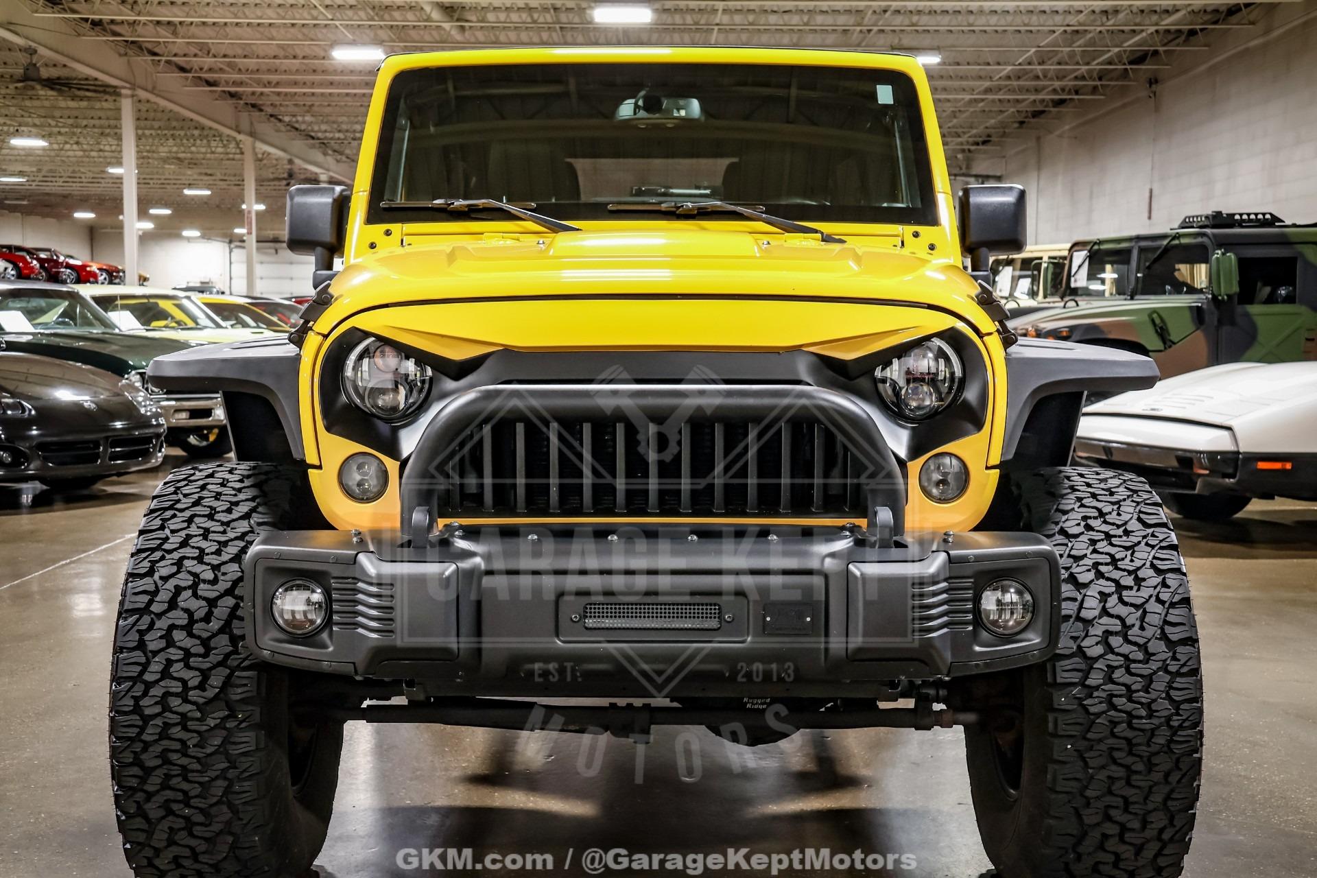 2015 Jeep Wrangler Unlimited Altitude - 4