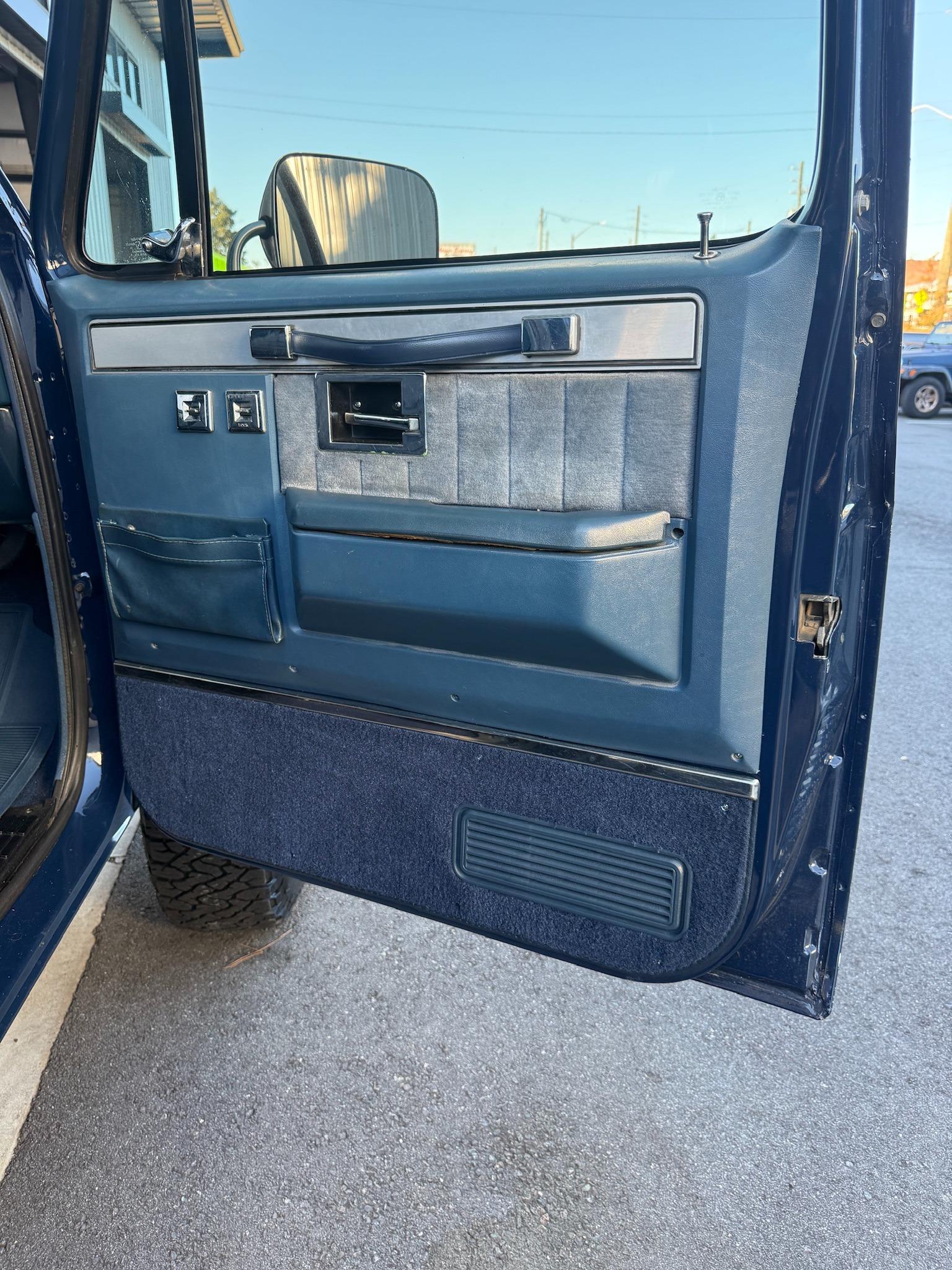 1987 Chevrolet K10 Silverado 4x4