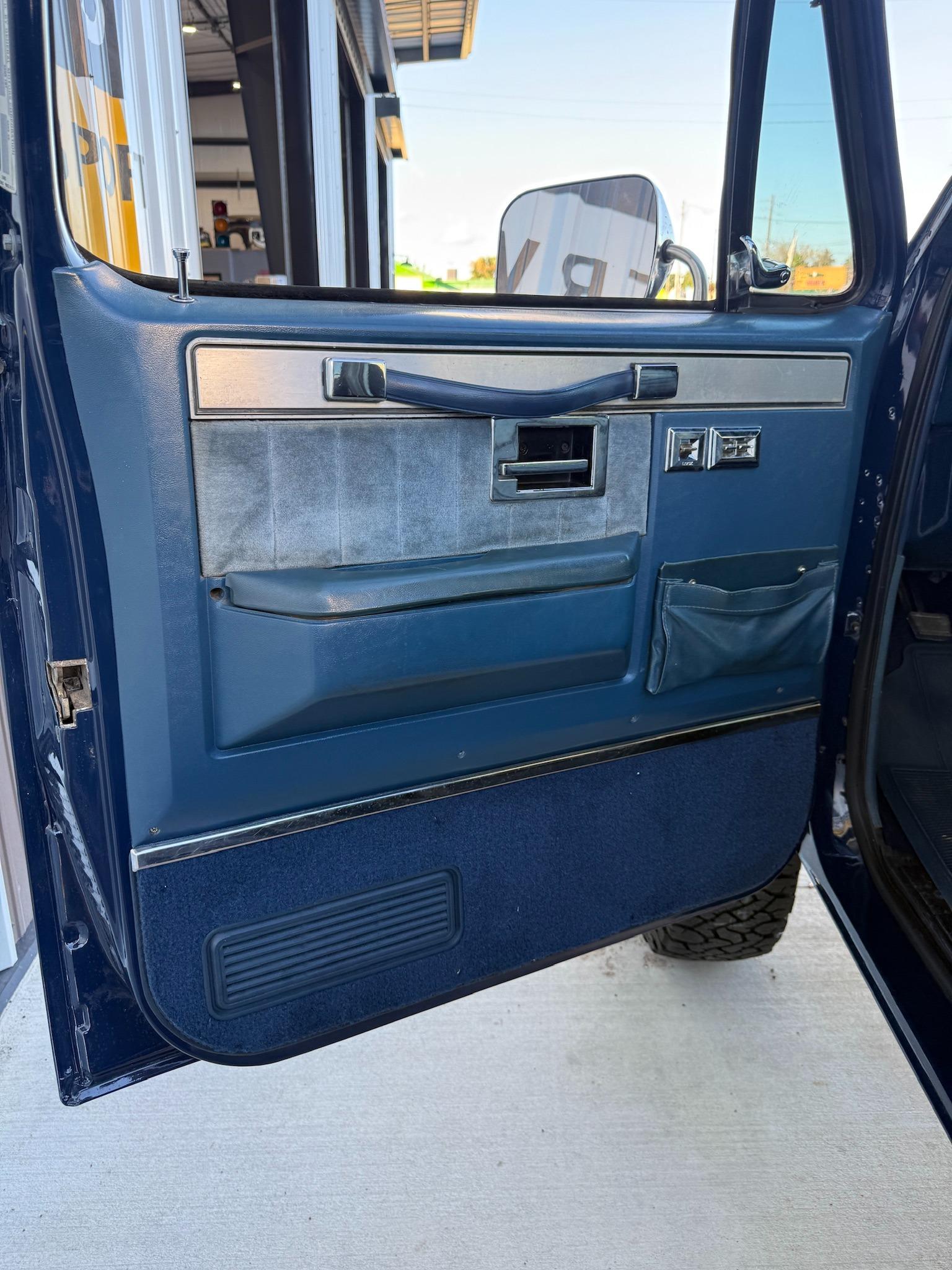 1987 Chevrolet K10 Silverado 4x4