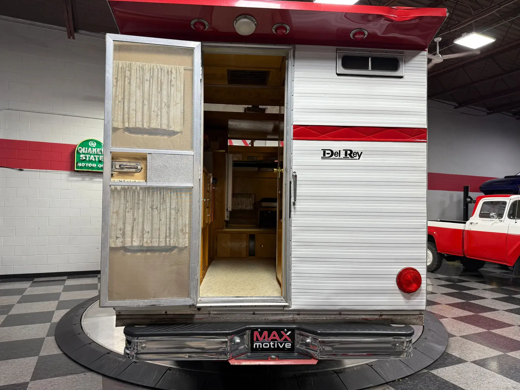 1963 Ford F250 Pickup & Camper