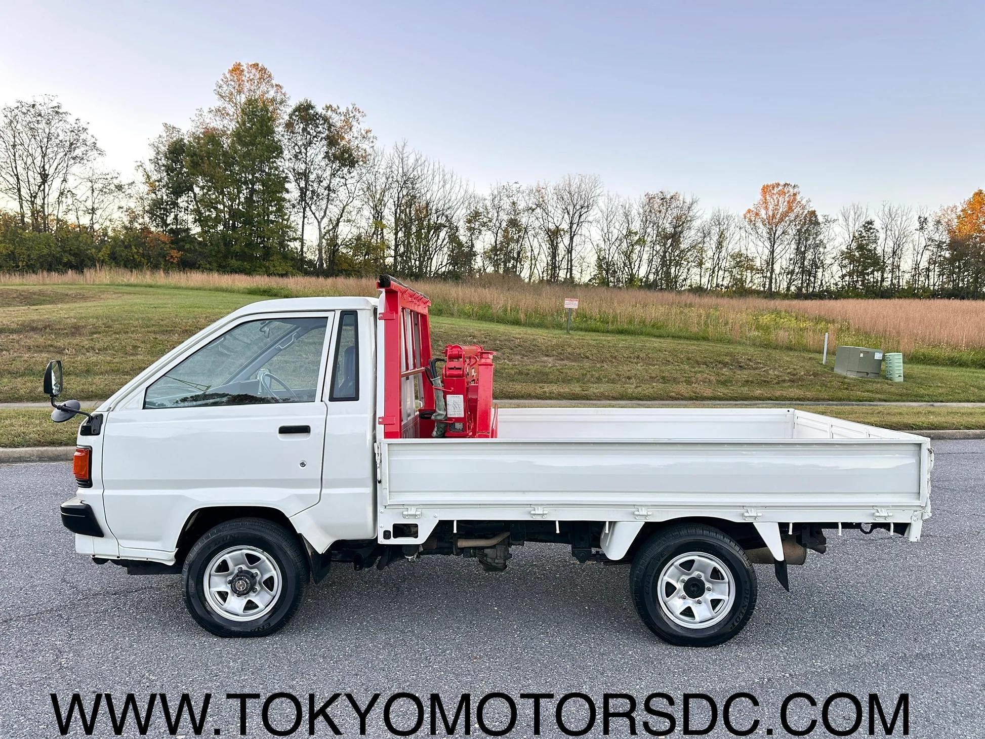1993 Toyota Liteace Crane Truck - 3