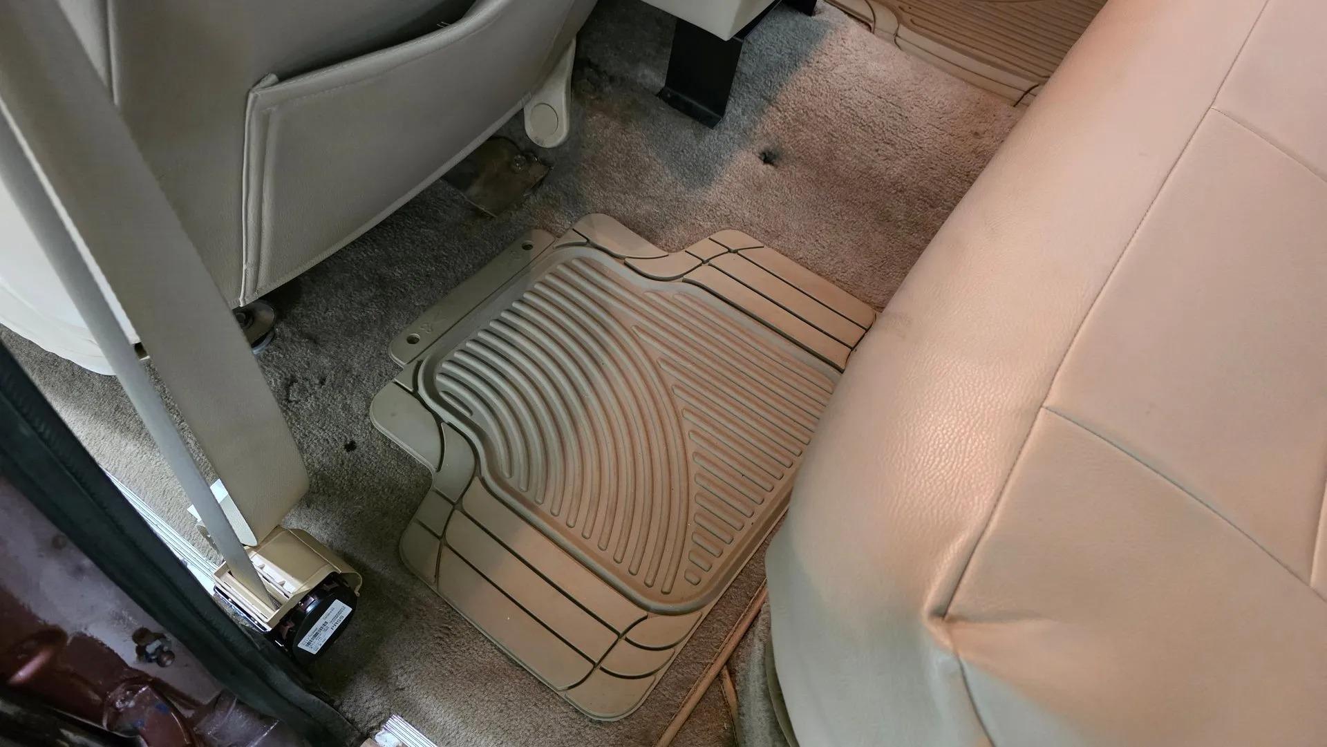 1984 Jeep Grand Wagoneer