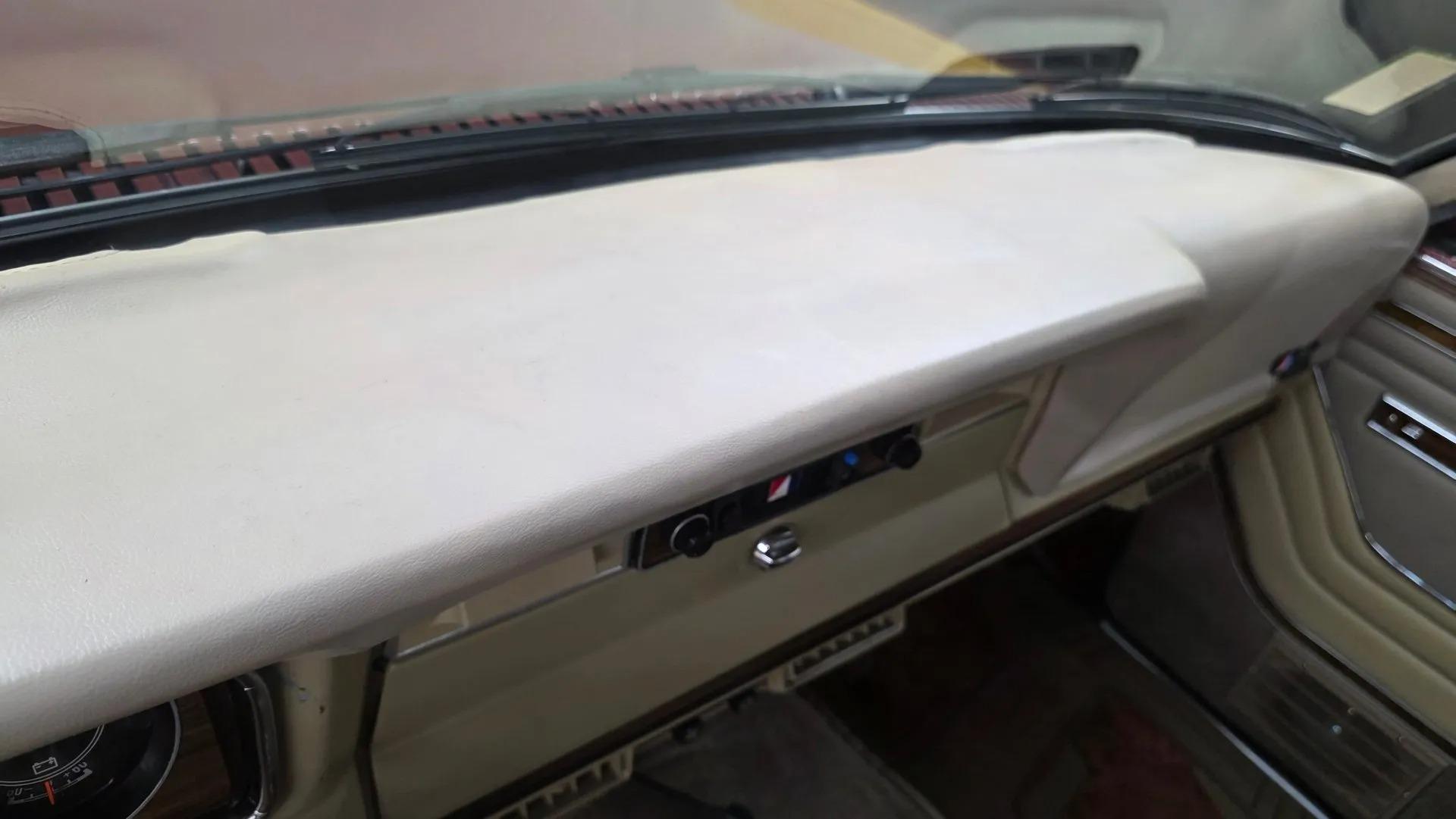 1984 Jeep Grand Wagoneer