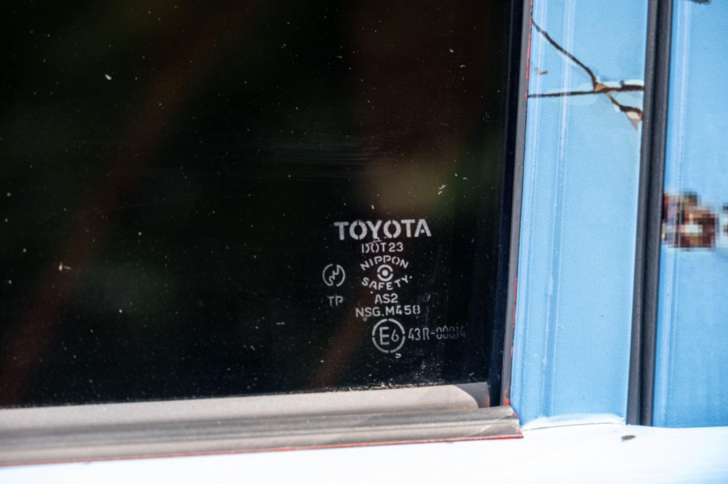 SEMA-Featured 1995 Toyota Land Cruiser HZJ75
