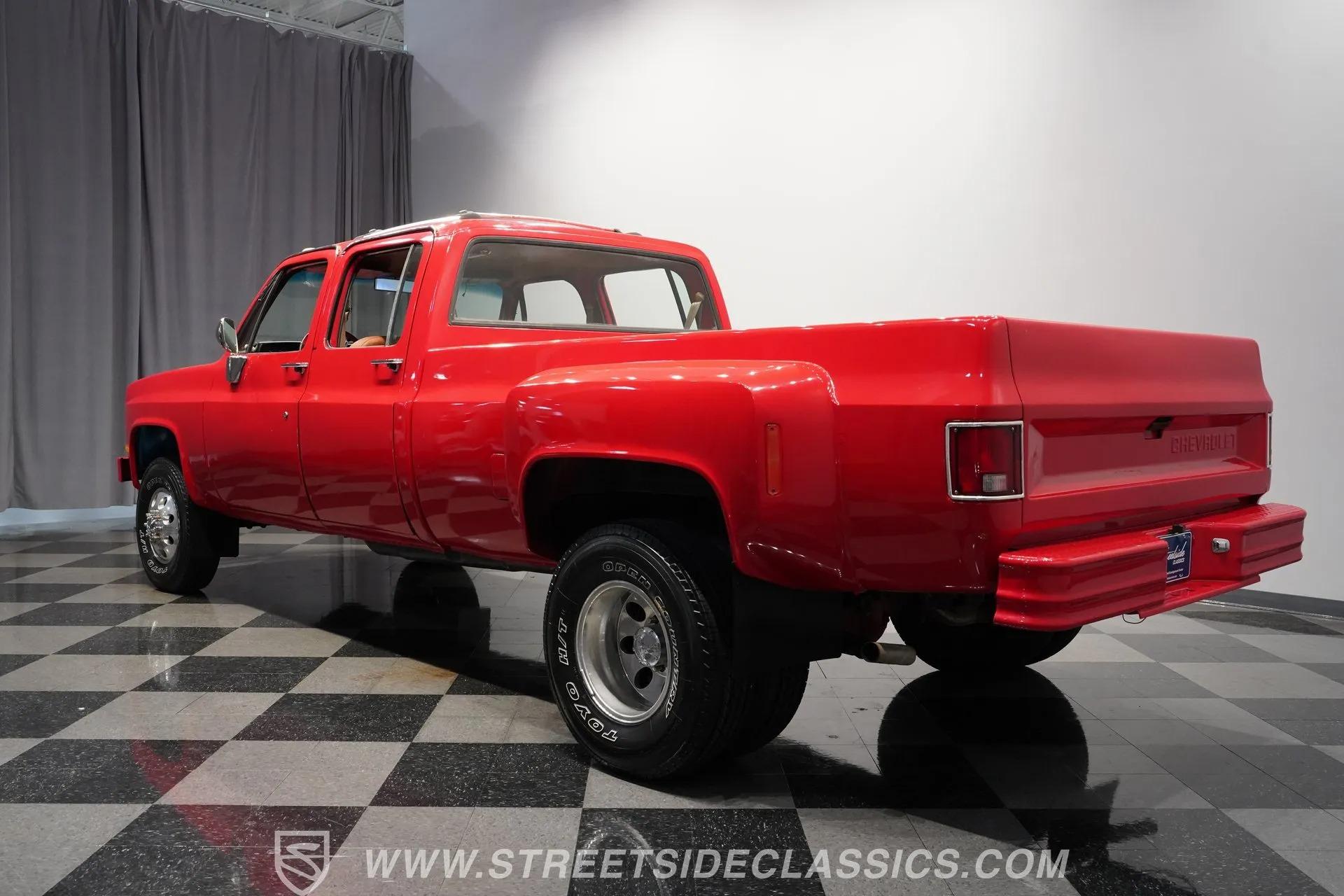 1990 Chevrolet K3500 Custom Deluxe
