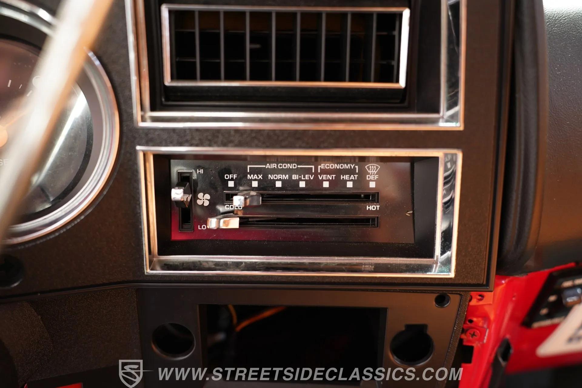 1990 Chevrolet K3500 Custom Deluxe