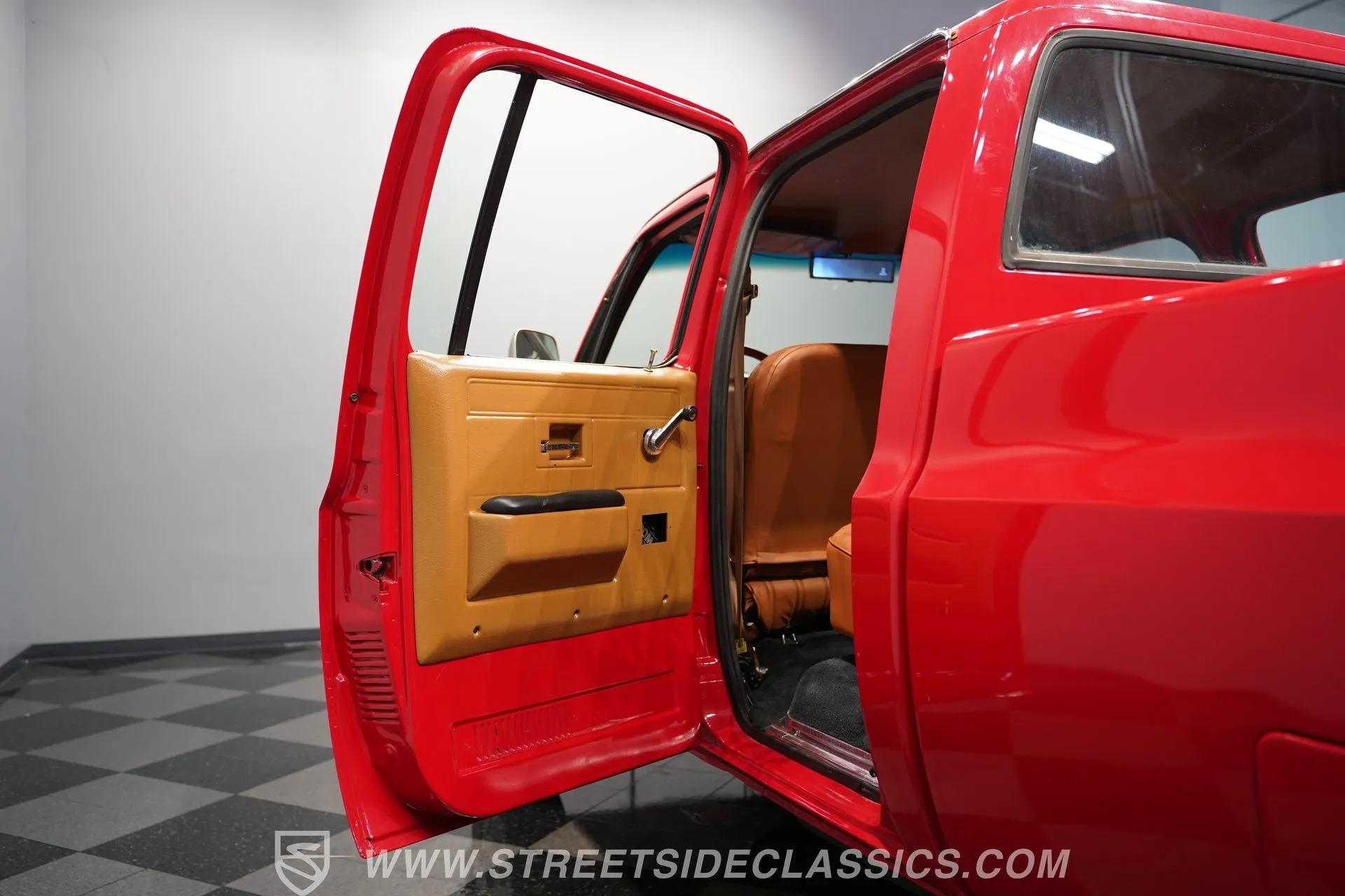 1990 Chevrolet K3500 Custom Deluxe