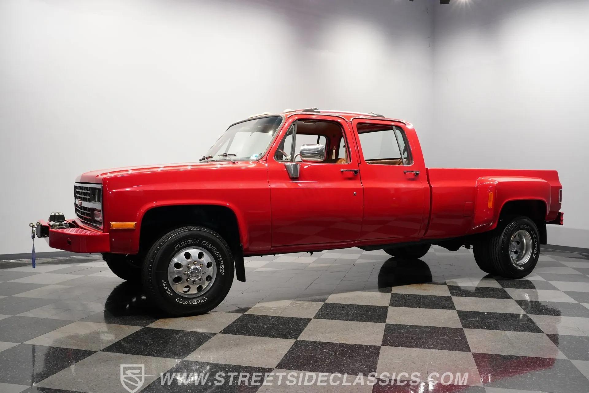 1990 Chevrolet K3500 Custom Deluxe - 4