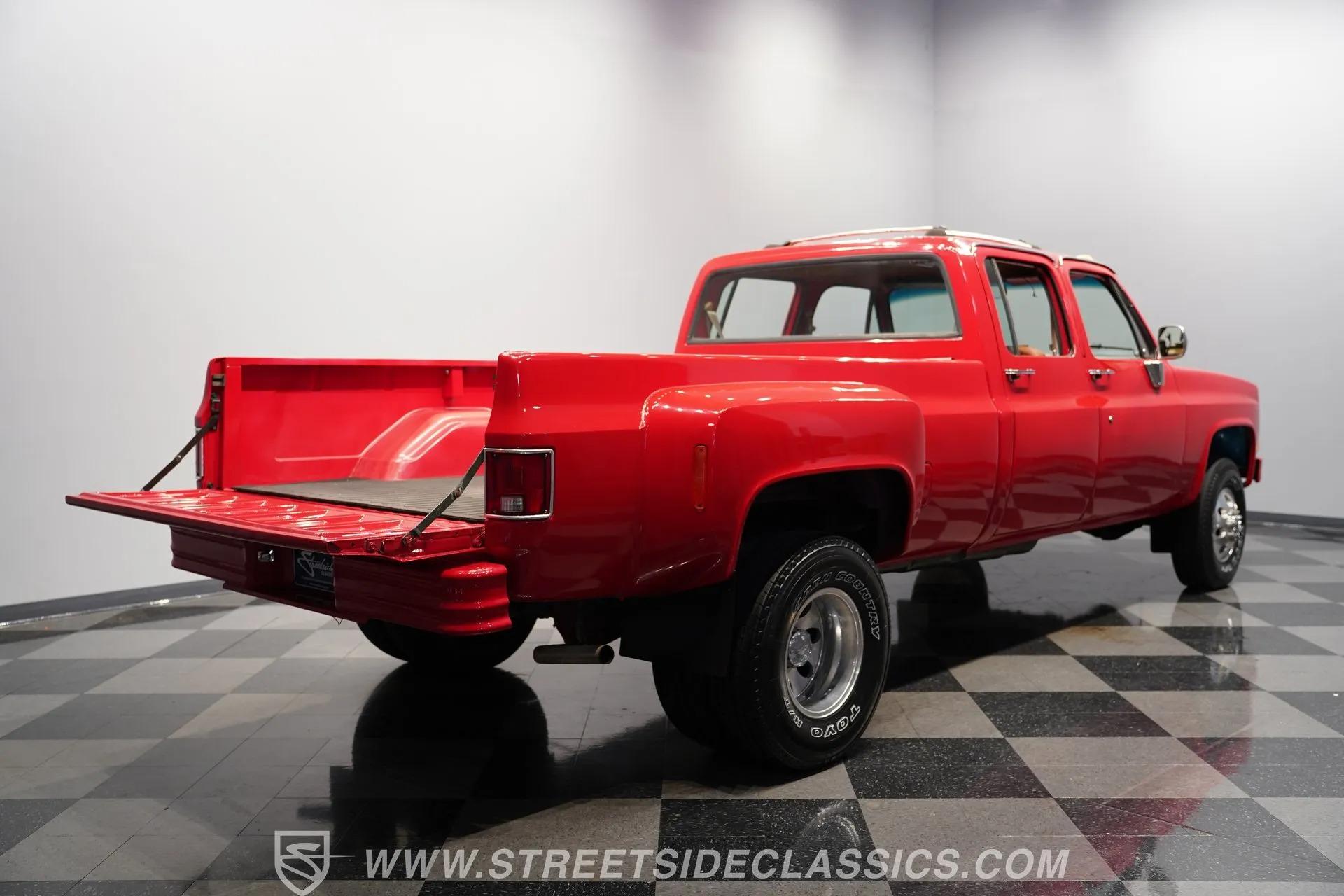 1990 Chevrolet K3500 Custom Deluxe