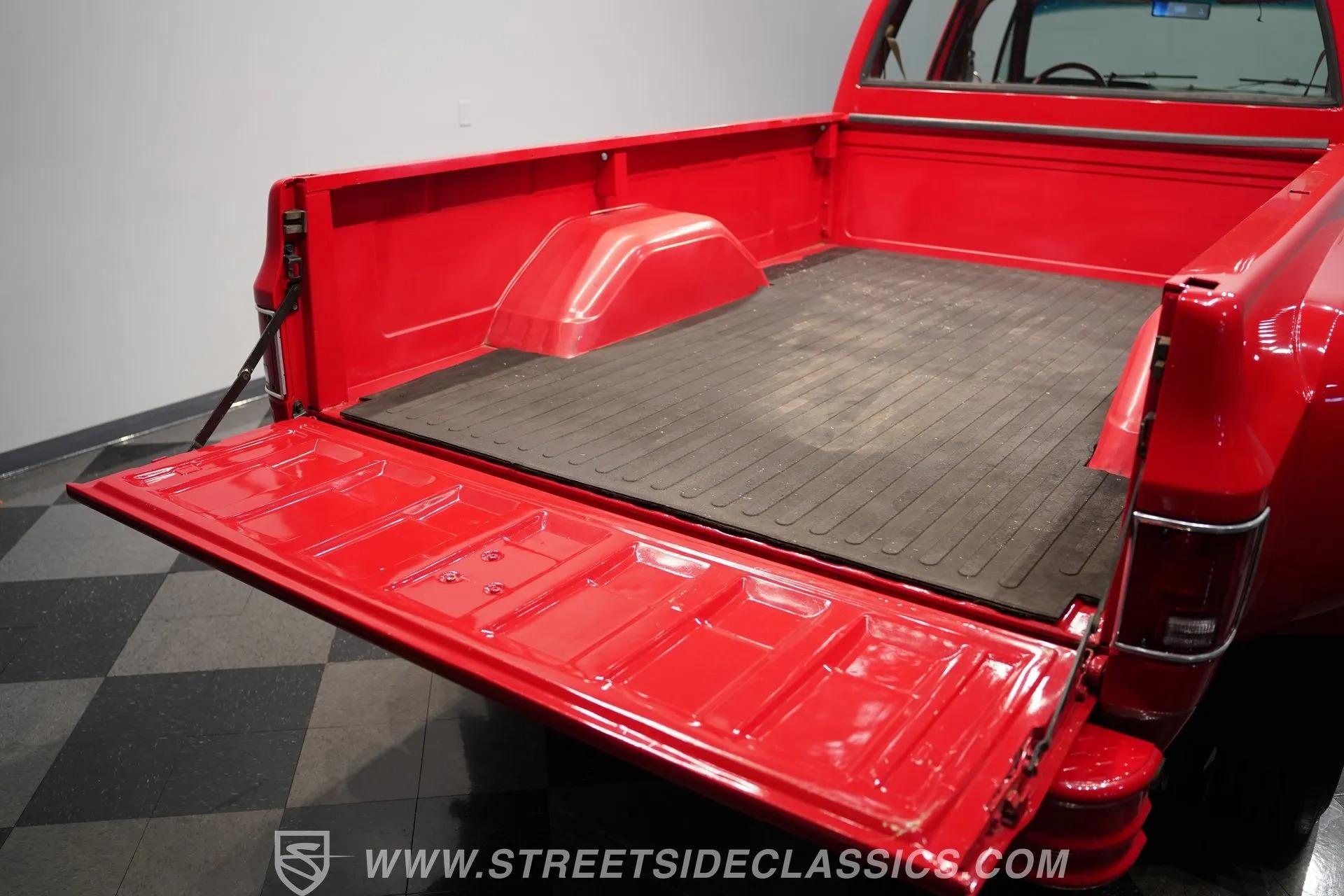 1990 Chevrolet K3500 Custom Deluxe
