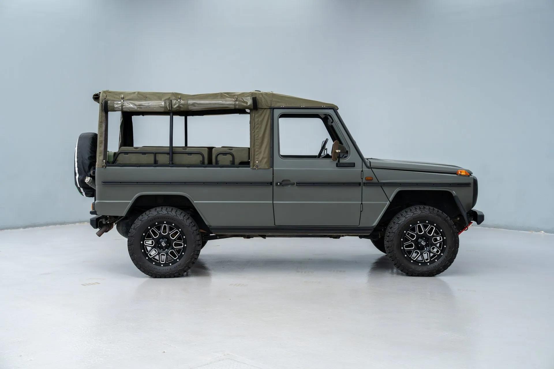 1995 Mercedes-Benz 230GE Puch G-Class