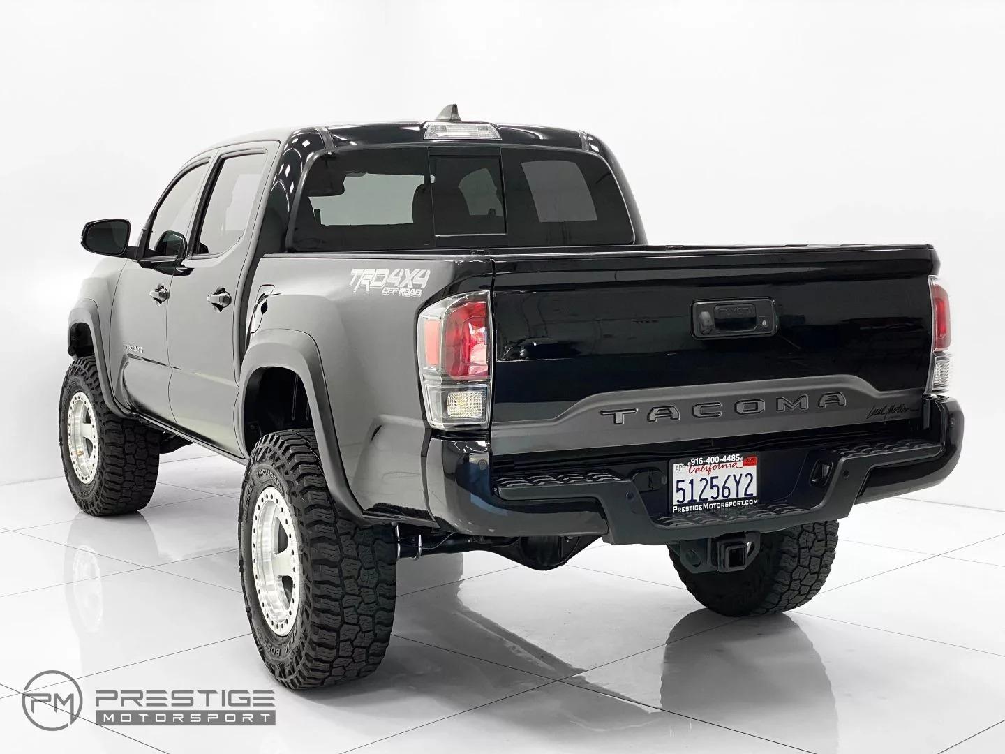 2020 Toyota Tacoma 4WD TRD Off Road - 3