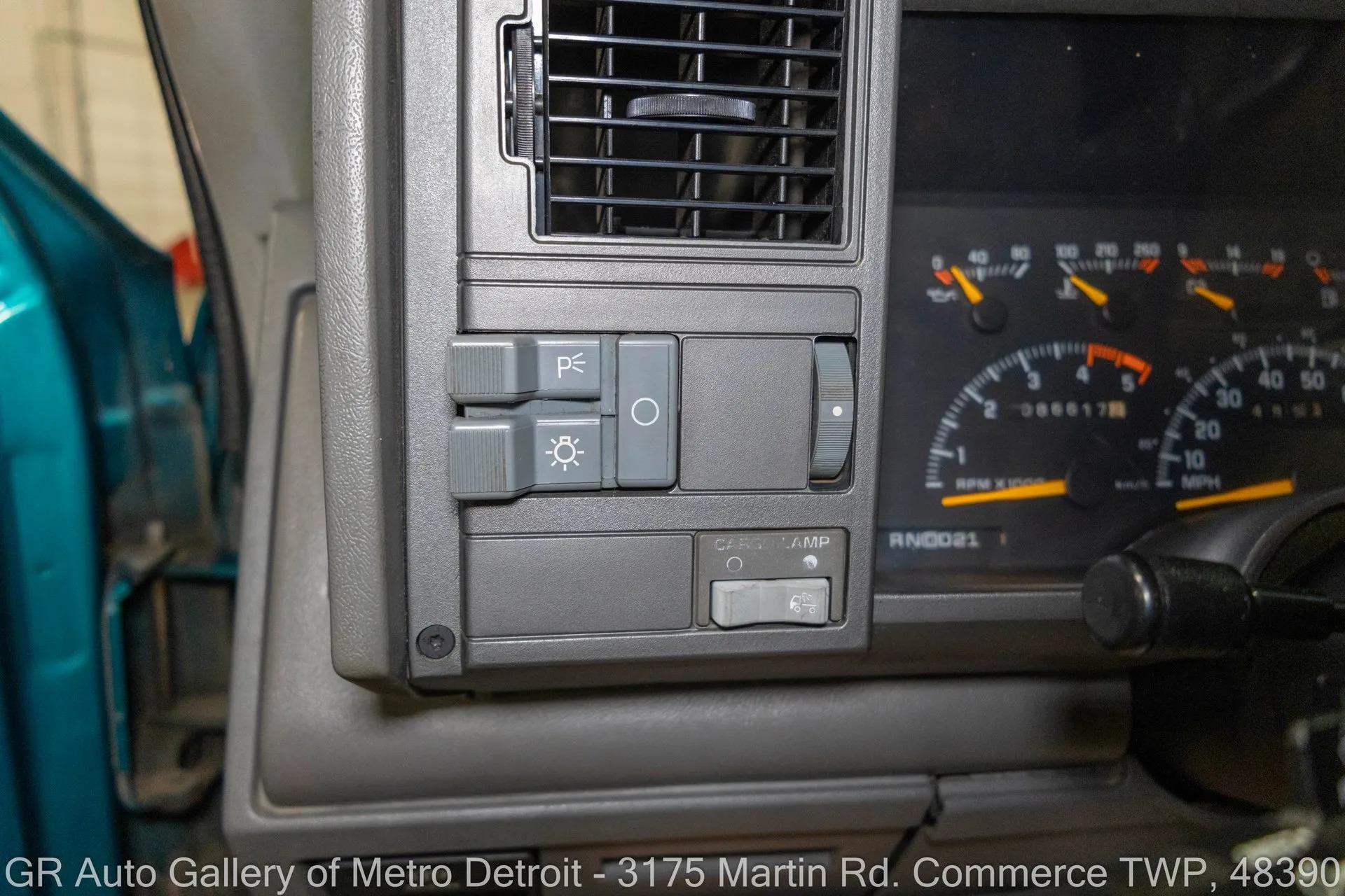 1994 Chevrolet C3500 Cheyenne