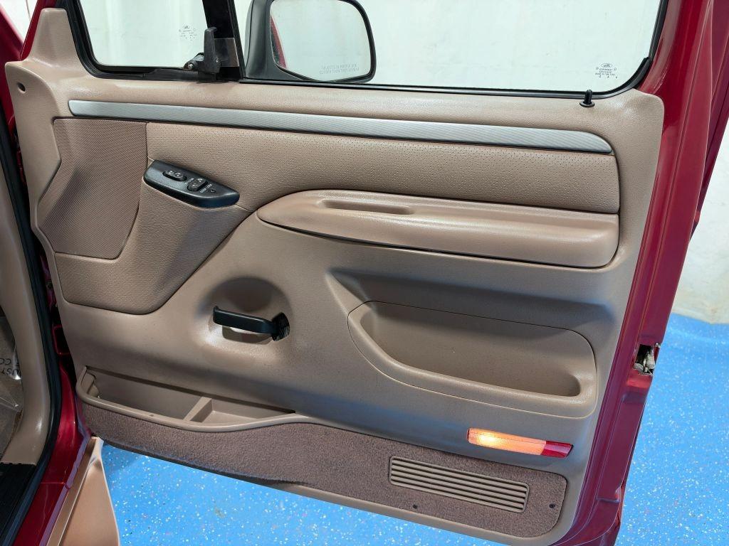 1995 Ford F-150 Eddie Bauer