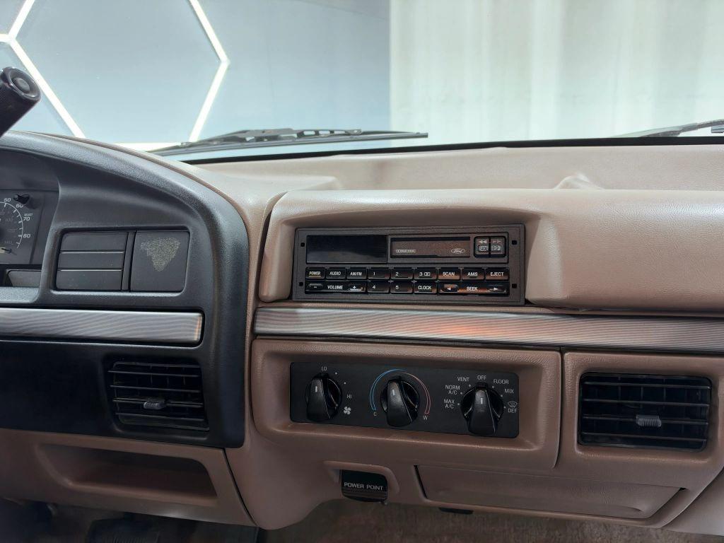 1995 Ford F-150 Eddie Bauer