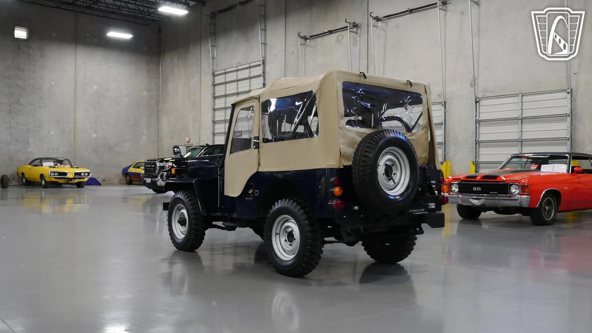 1981 Mitsubishi Jeep J54 KJ5 For Sale