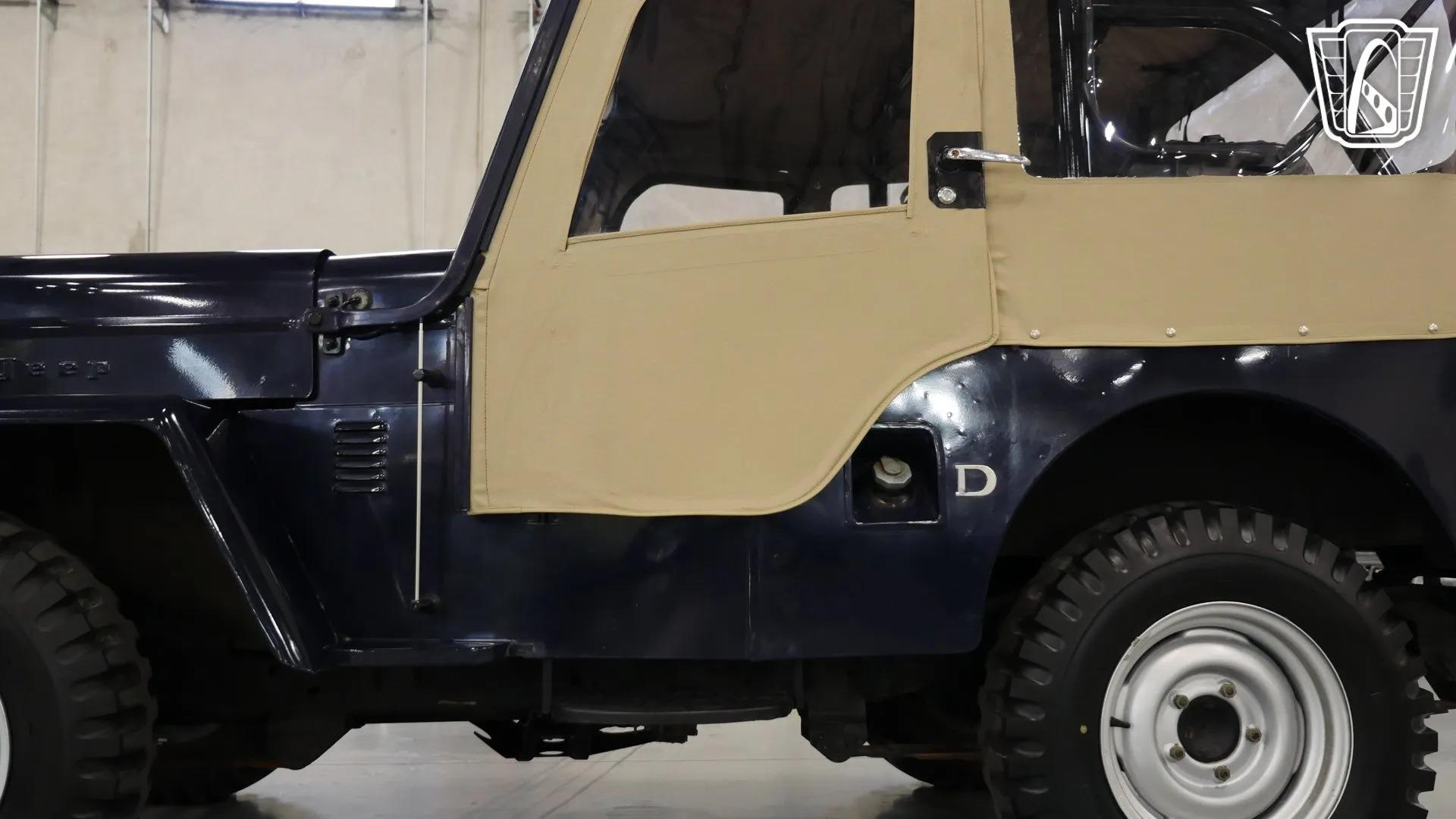 1981 Mitsubishi Jeep J54 KJ5 For Sale