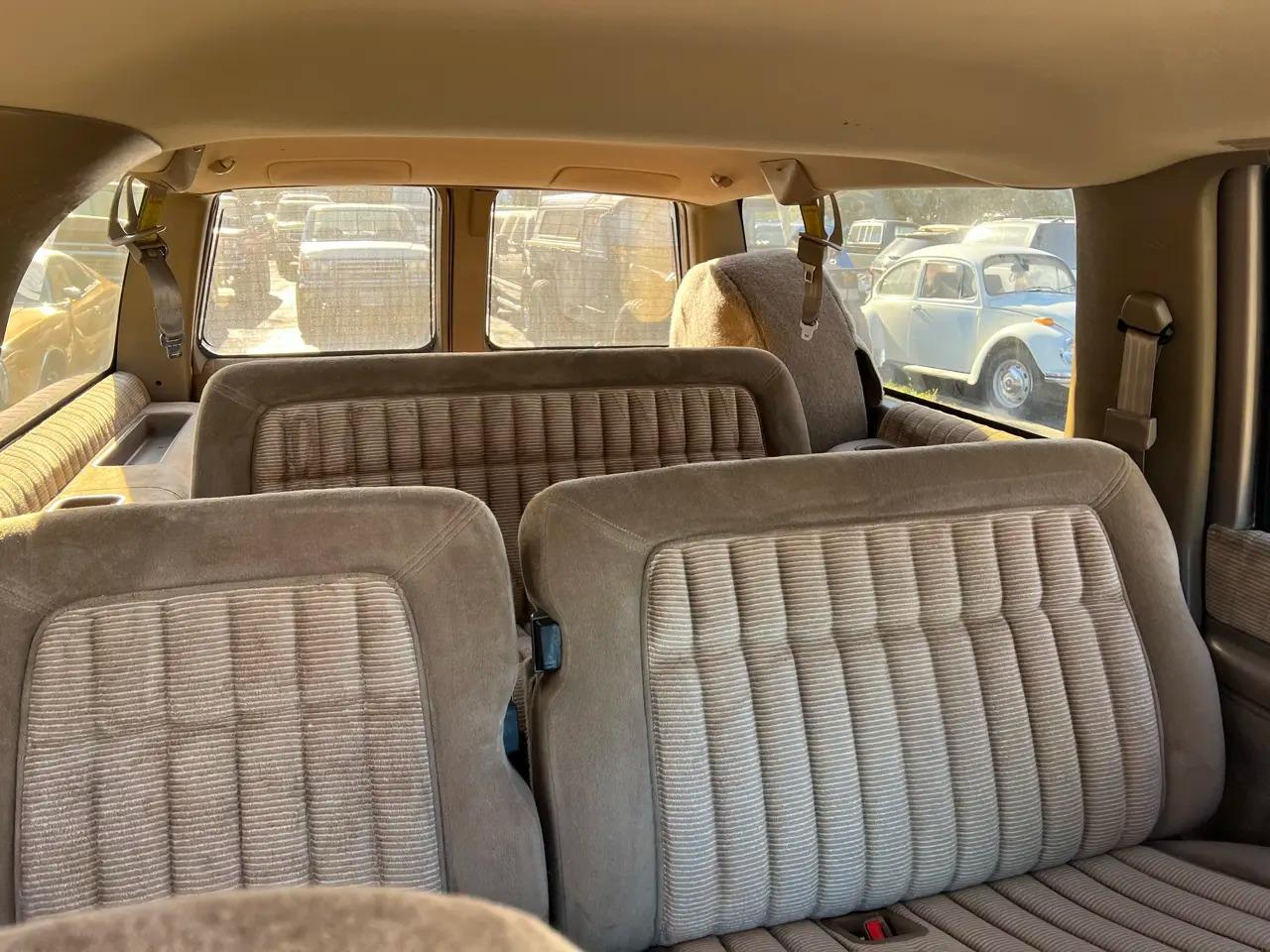 1992 Chevrolet Suburban 1500
