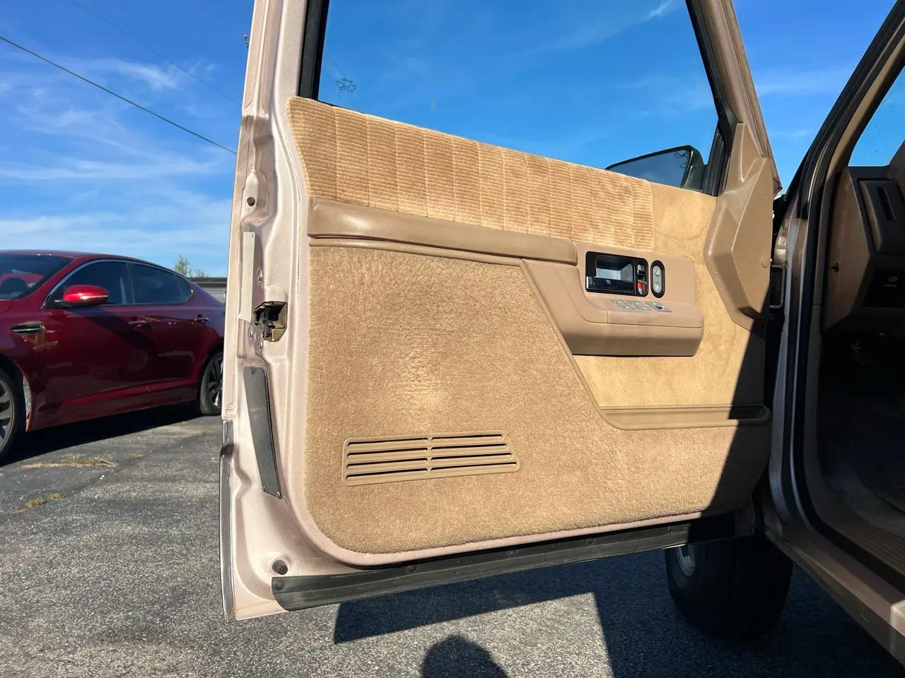 1992 Chevrolet Suburban 1500