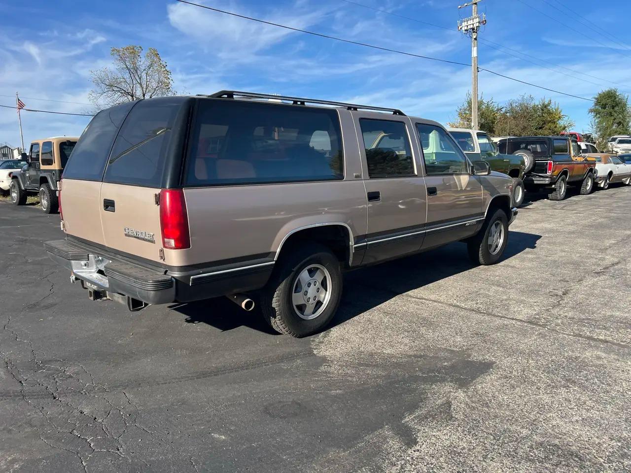 1992 Chevrolet Suburban 1500 - 3