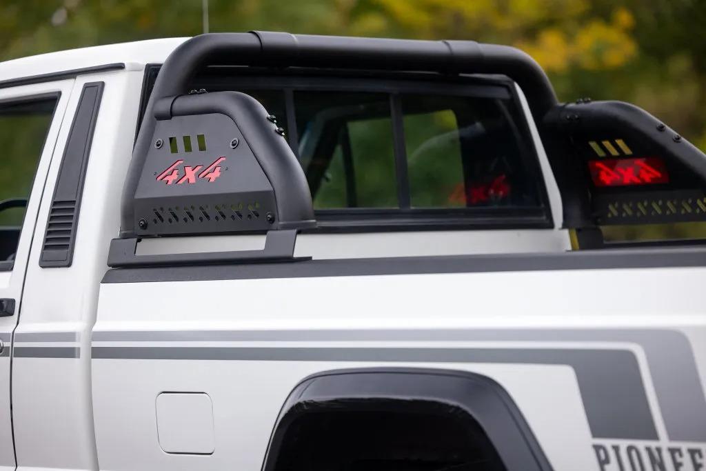 1988 Jeep Comanche Pioneer