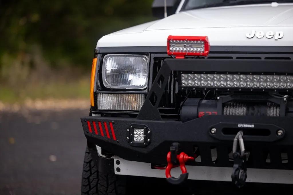 1988 Jeep Comanche Pioneer