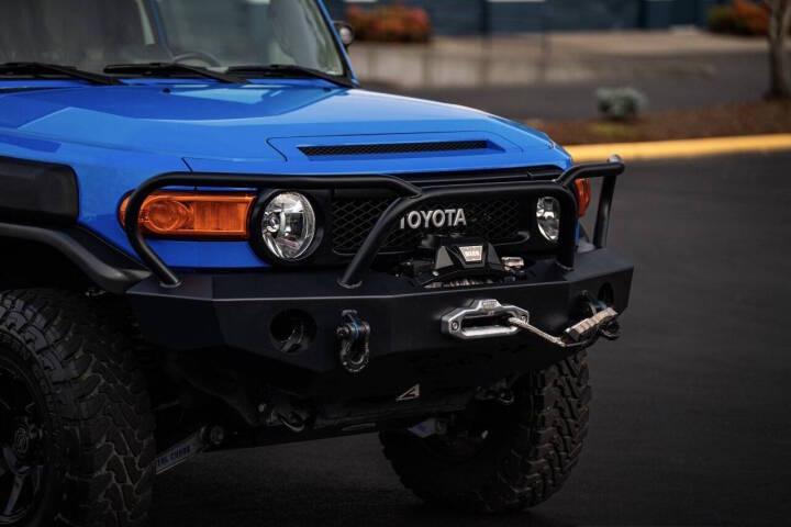 Modified 2008 Toyota FJ Cruiser