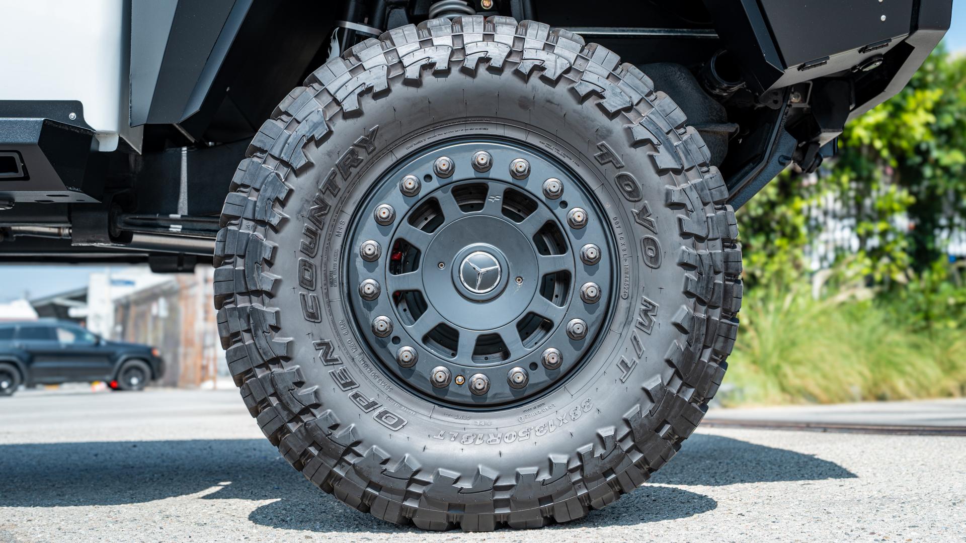 2017 Mercedes-Benz G550 4×4² Custom Pickup