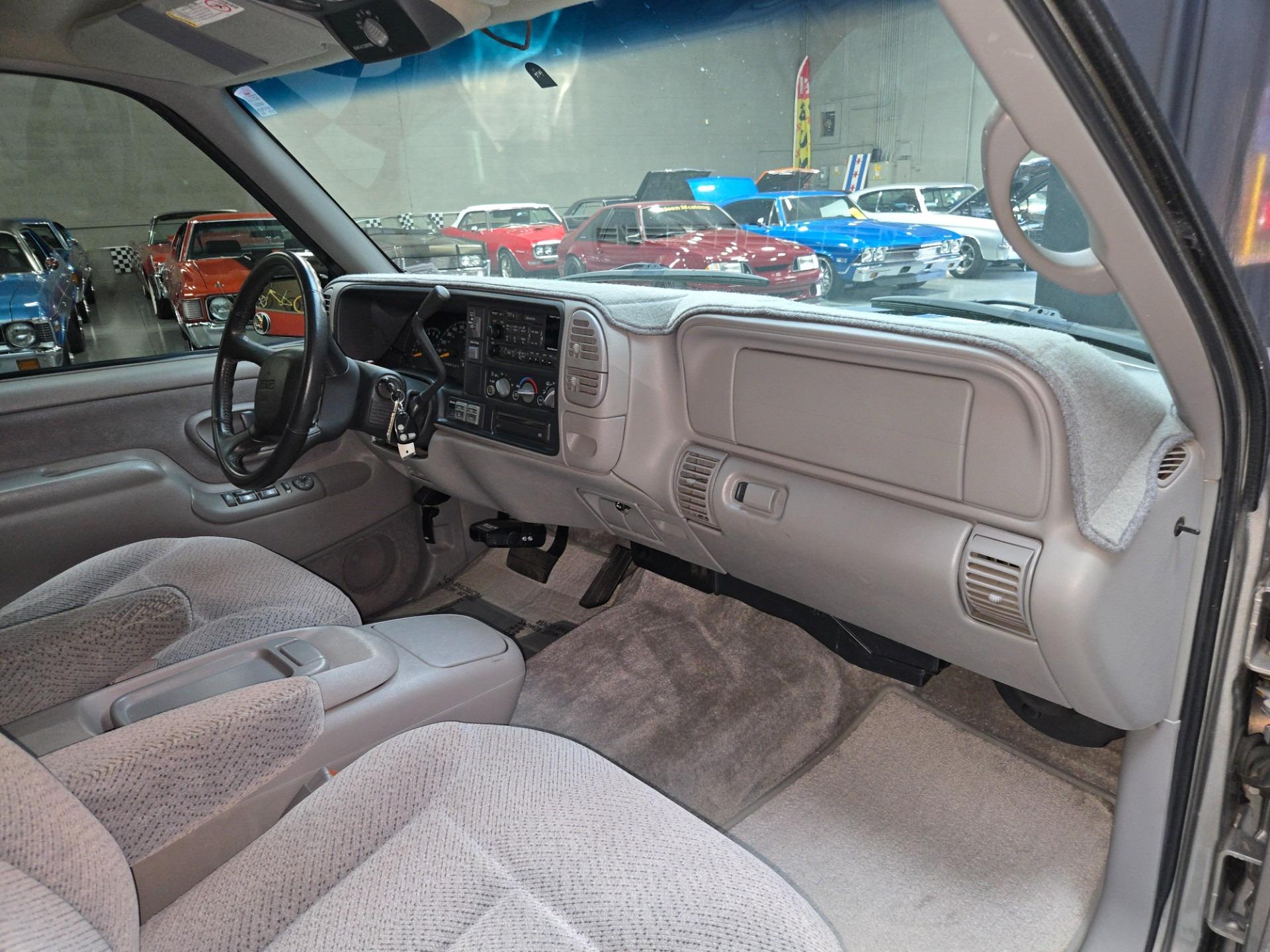 1-Owner 1999 GMC Yukon SLE