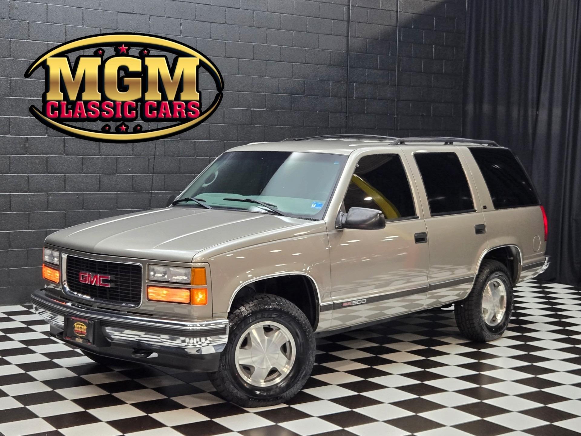 1-Owner 1999 GMC Yukon SLE - 2