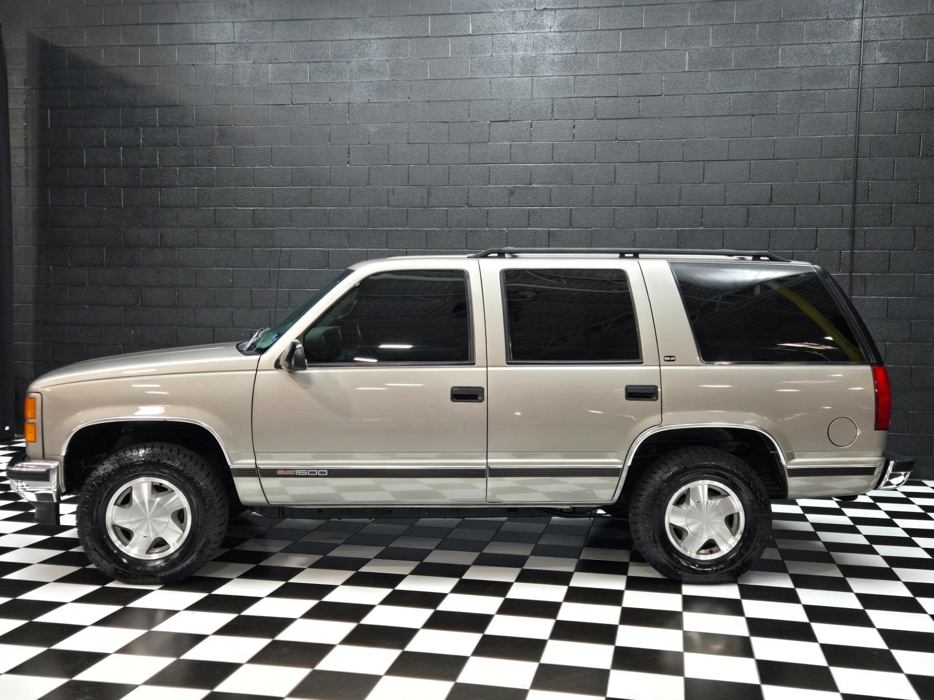 1-Owner 1999 GMC Yukon SLE - 3