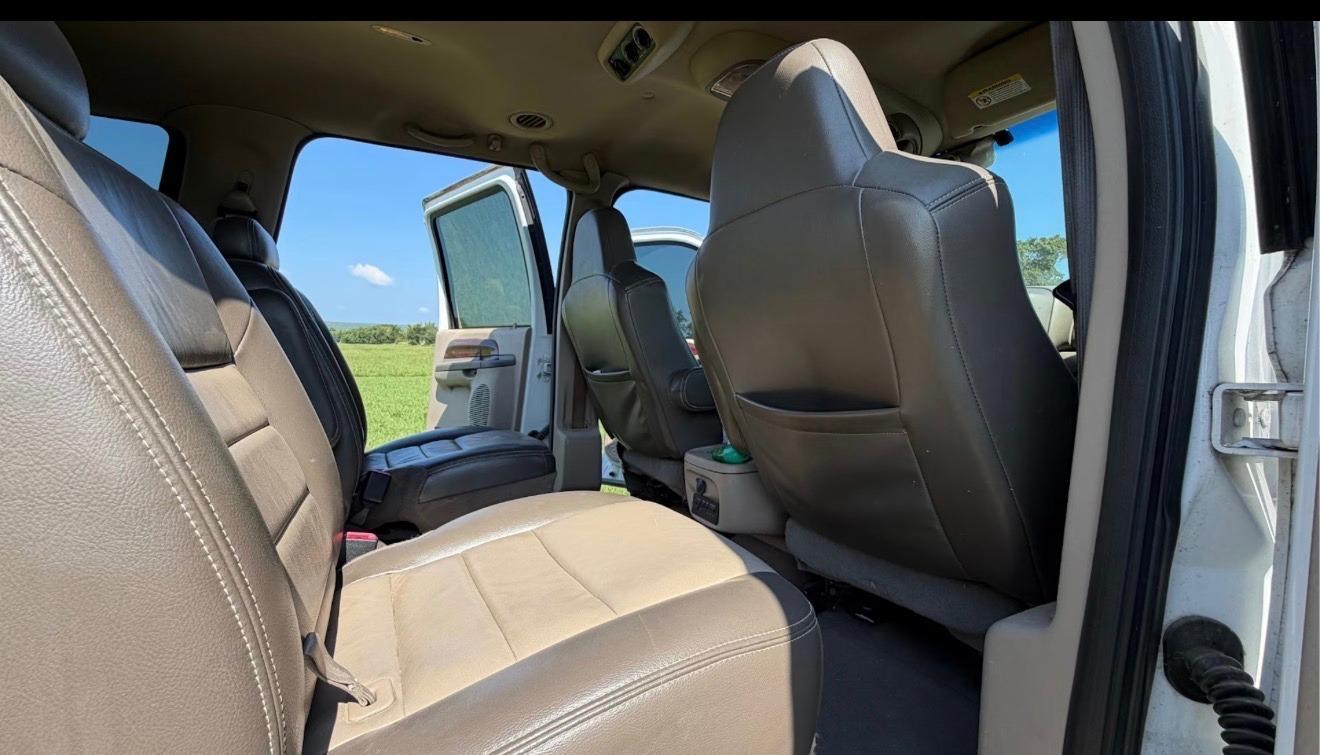 2004 Ford Excursion Eddie Bauer