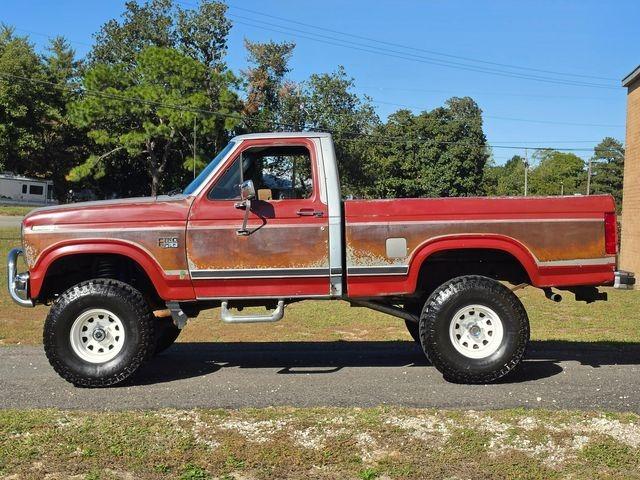 1981 Ford F-100 SWB 4x4