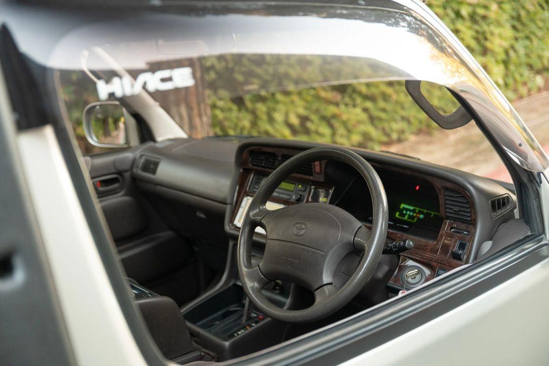 1997 Toyota HiAce Super Custom Limited
