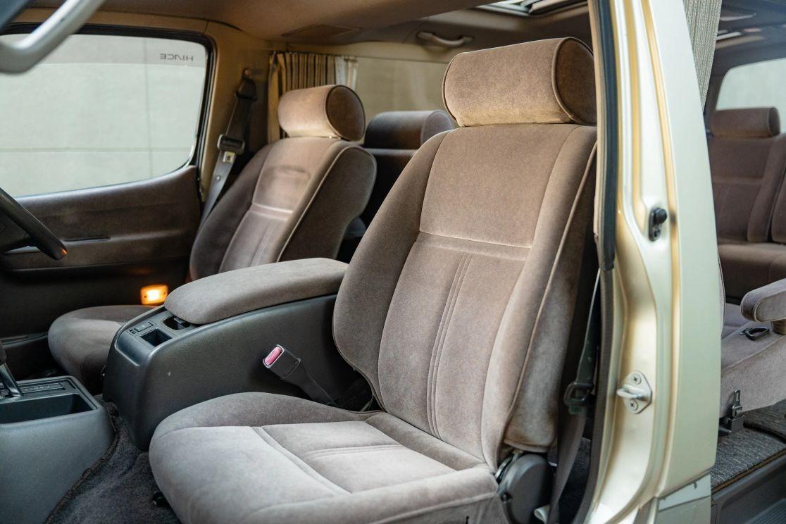 1997 Toyota HiAce Super Custom Limited