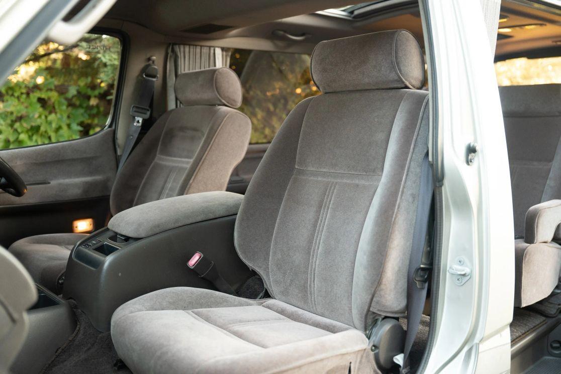 1997 Toyota HiAce Super Custom Limited