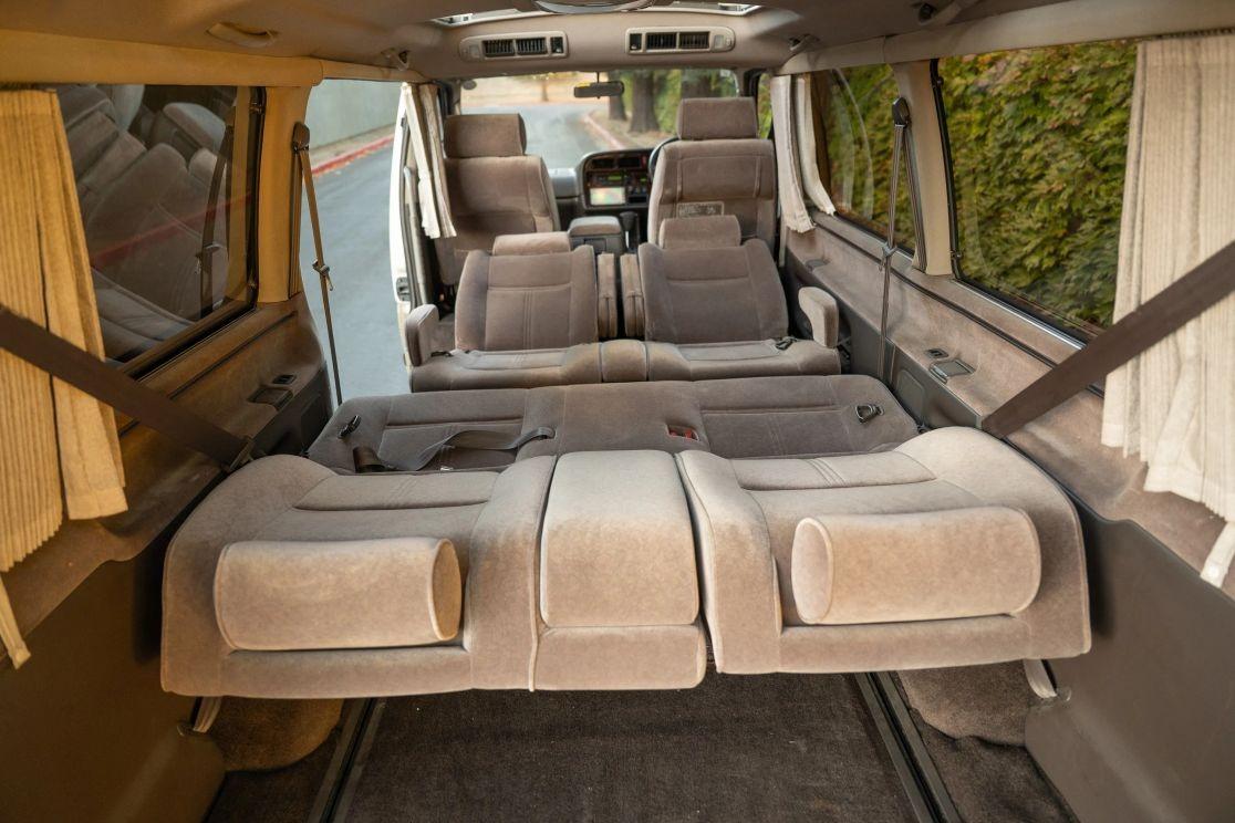 1997 Toyota HiAce Super Custom Limited