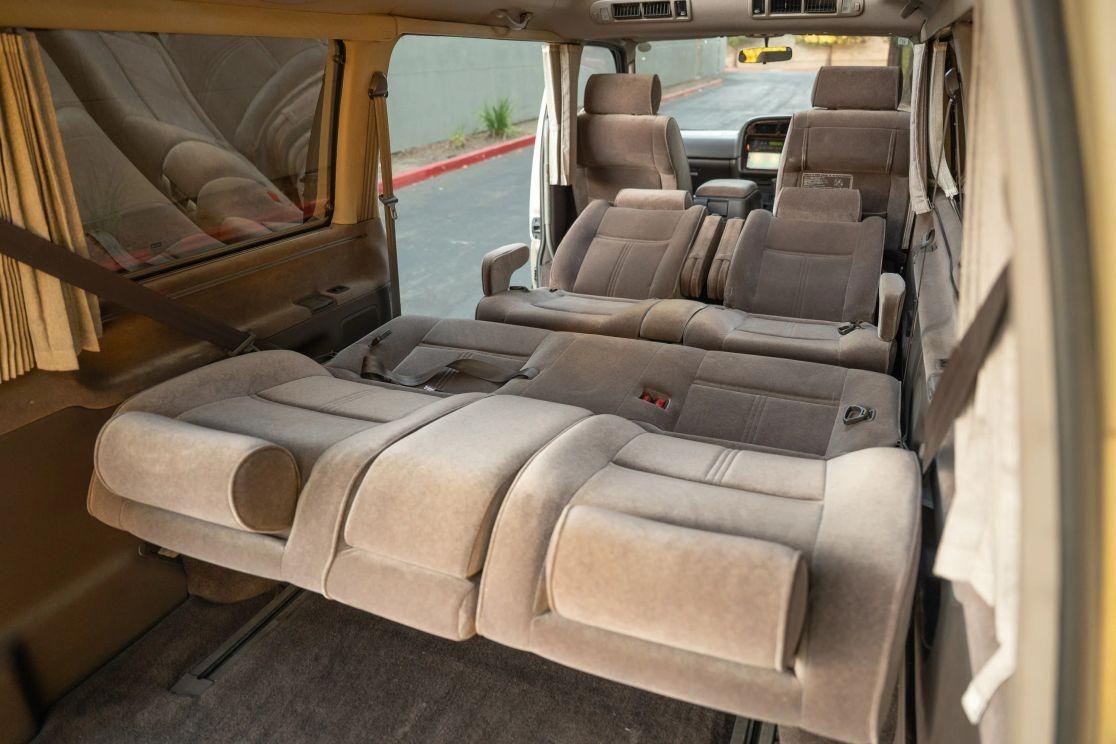 1997 Toyota HiAce Super Custom Limited