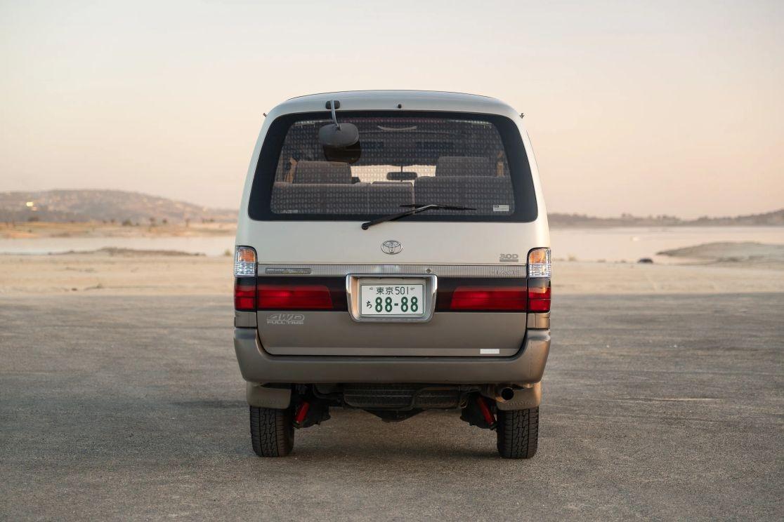 1997 Toyota HiAce Super Custom Limited