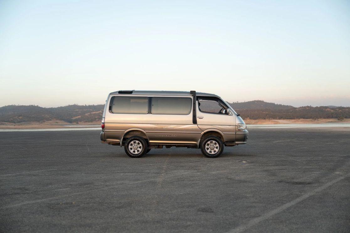 1997 Toyota HiAce Super Custom Limited