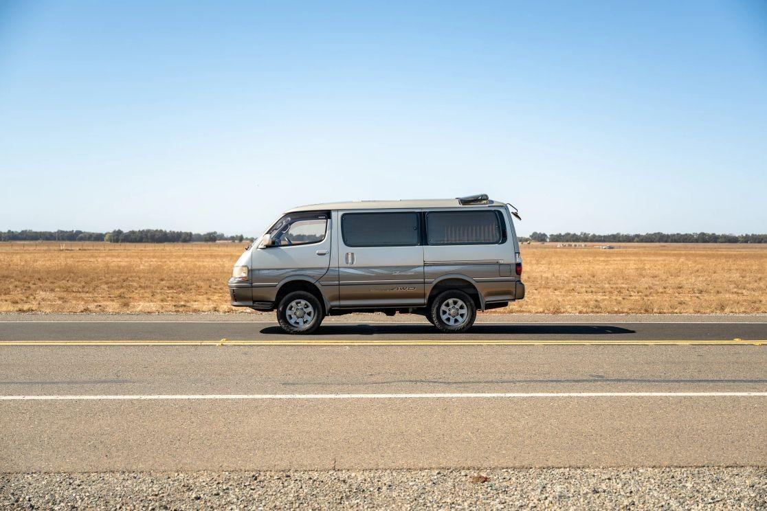 1997 Toyota HiAce Super Custom Limited