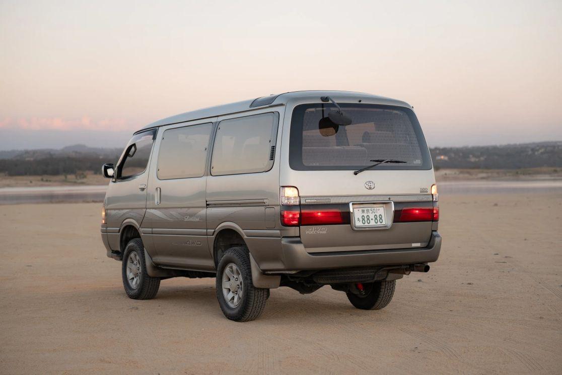 1997 Toyota HiAce Super Custom Limited - 5