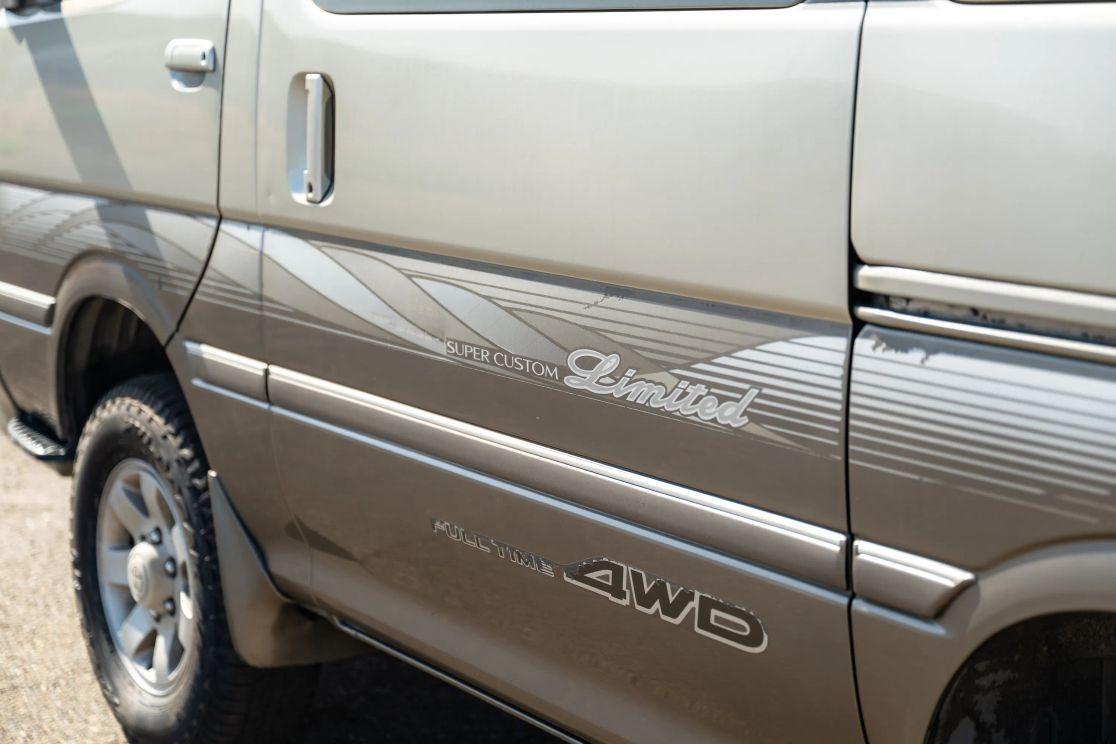 1997 Toyota HiAce Super Custom Limited