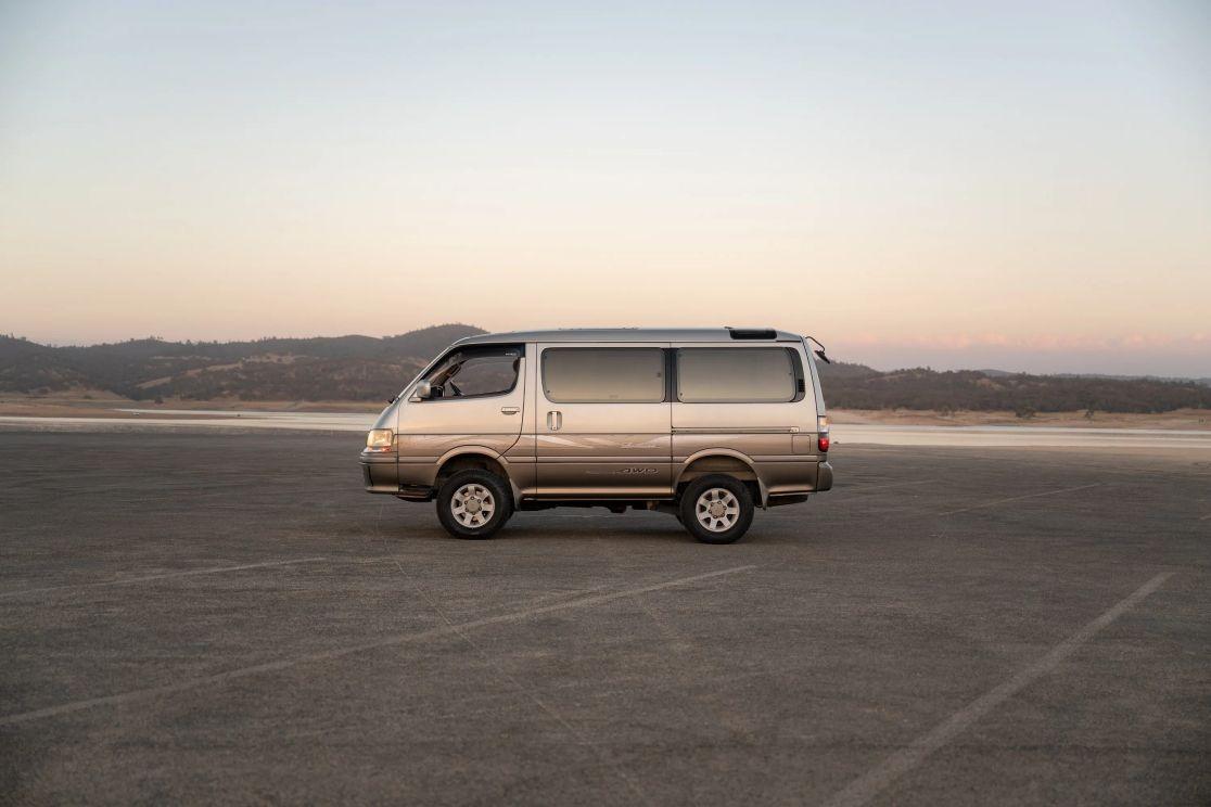 1997 Toyota HiAce Super Custom Limited