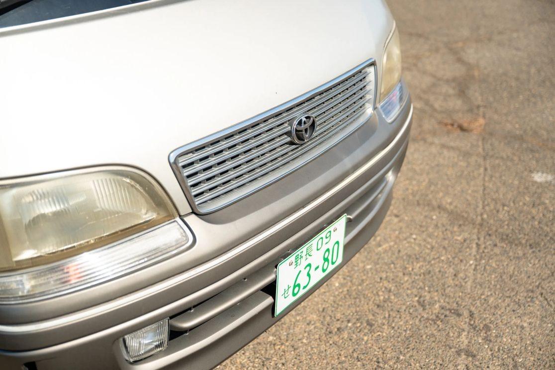 1997 Toyota HiAce Super Custom Limited