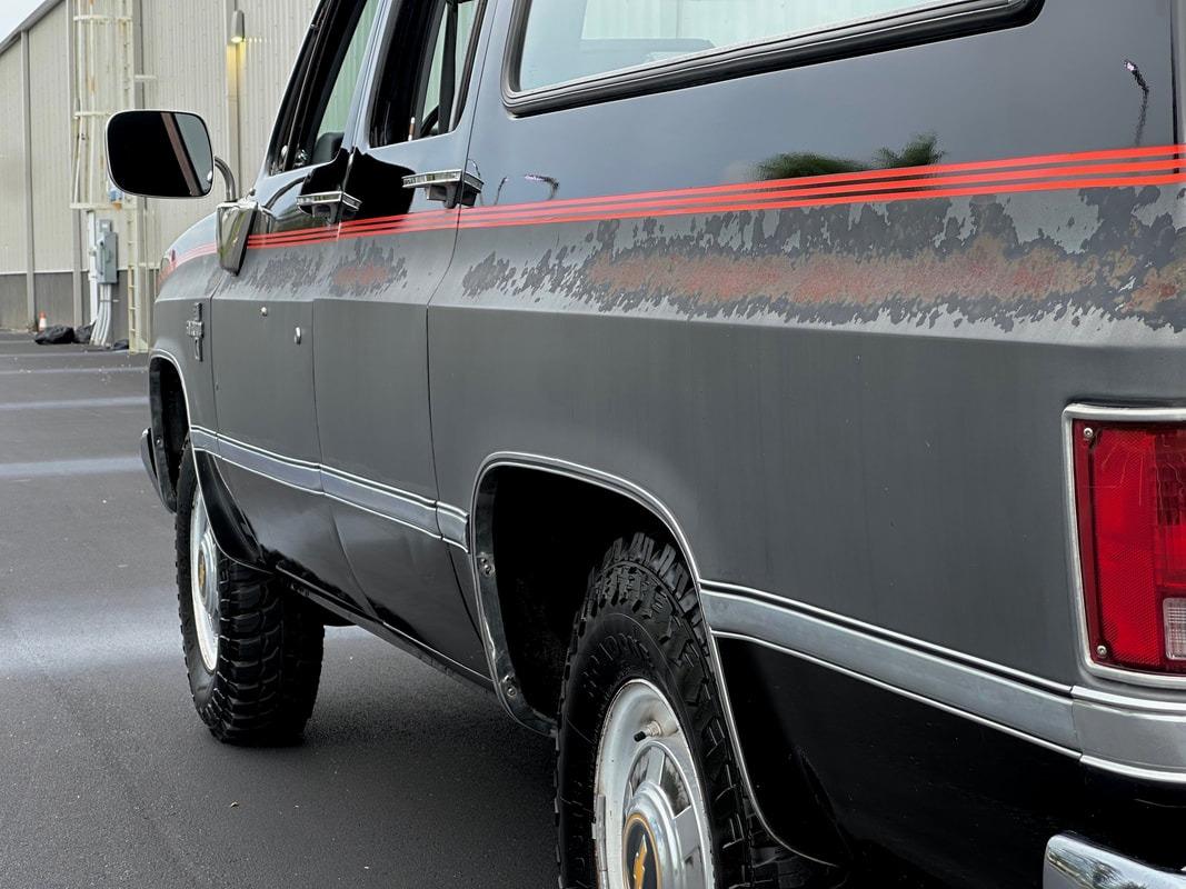 1987 Chevrolet R20 Suburban Silverado