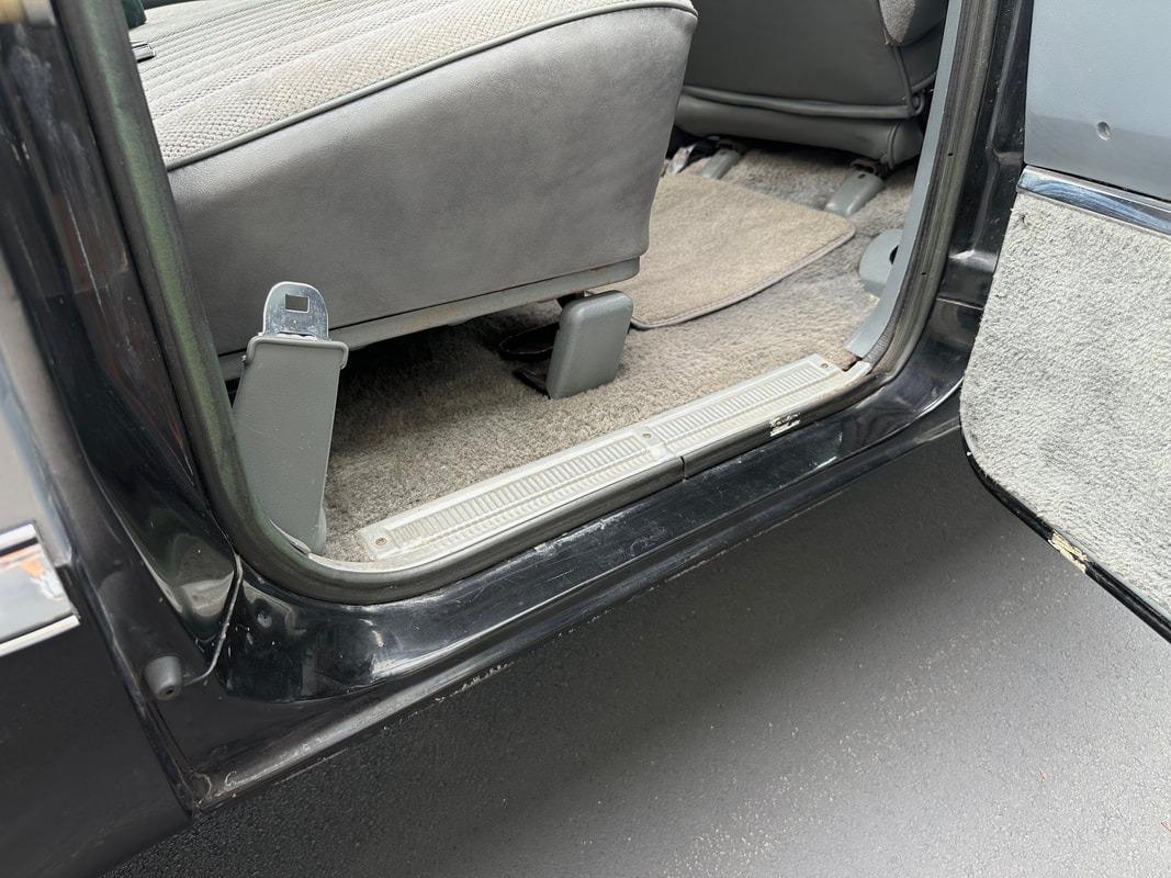 1987 Chevrolet R20 Suburban Silverado