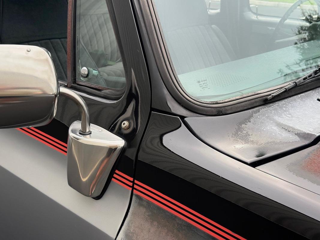 1987 Chevrolet R20 Suburban Silverado